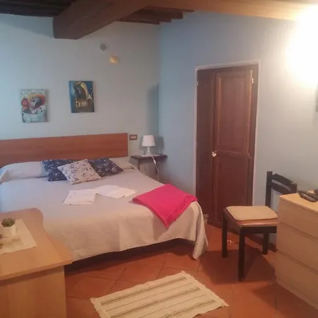 Guest house Affittacamere In Castello Gallicano